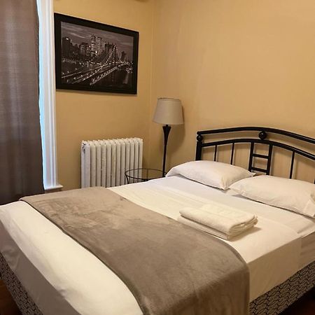 Adas Guesthouse Toronto Dış mekan fotoğraf